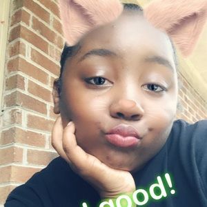 Meet your Posher, Deeanna